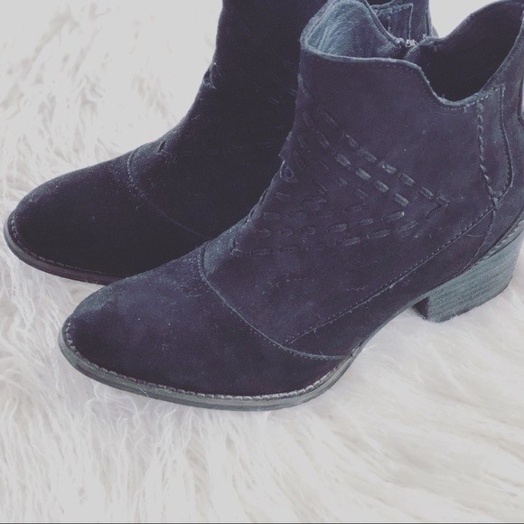 ➕➕ Black Leather Suede Cutout Ankle Boots Booties - Picture 4 of 8